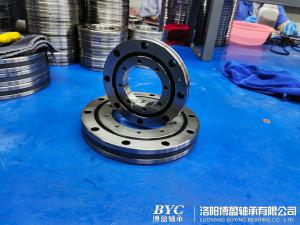 交叉滾子軸承在機(jī)器人中的應(yīng)用優(yōu)點(diǎn)有哪些